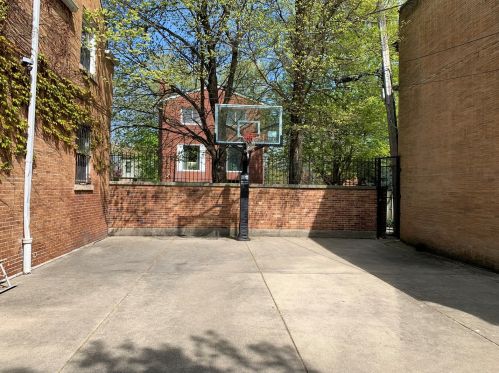 4845 Ellis Ave, Chicago IL 60615-5008 exterior