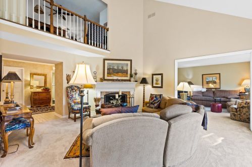 664 Evergreen Ct, Milwaukee WI 53217-1608 exterior