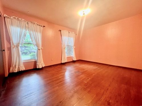 1228 Paloma Dr, Saint Louis MO 63131-1015 exterior