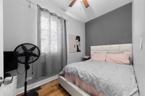 1717 Artesian Ave, Chicago IL 60629-1116 exterior