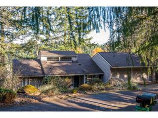 2815 Timberline Dr, Eugene, OR 97405-1227