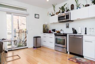 2400 Amber St, Philadelphia PA  19125-1607 exterior