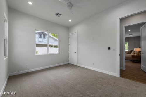 6841 12th Ave, Phoenix AZ  85013-1021 exterior