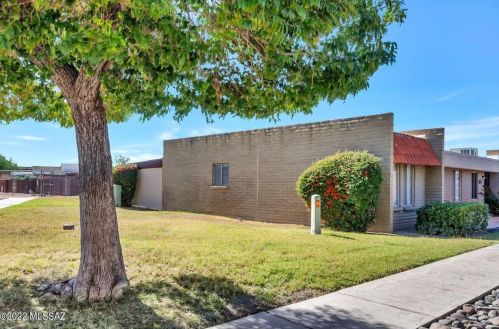 7780 Kenyon Dr, Tucson AZ 85710-4445 exterior