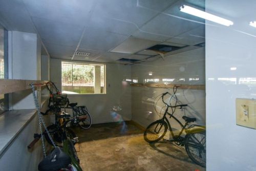 313 Granville Ct, Atlanta GA  30328-3434 exterior