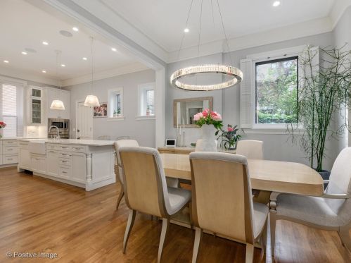 529 Wrightwood Ave, Chicago IL  60614-1794 exterior