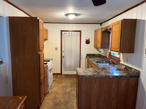 5181 Jones Cir, Atlanta GA 30349-5101 exterior