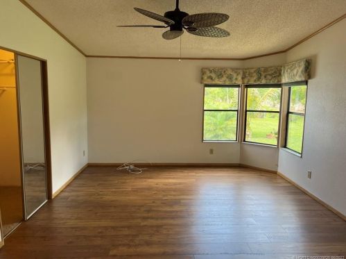 470 Natalie Dr, Fort Pierce FL 34952-7952 exterior