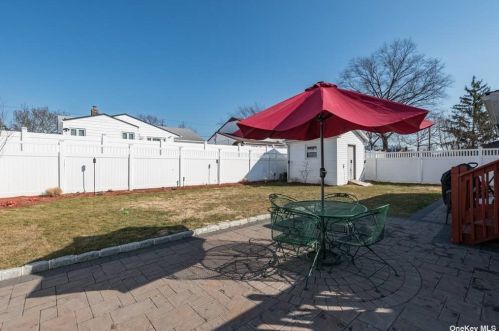 877 Edwards Blvd, Valley Stream NY exterior