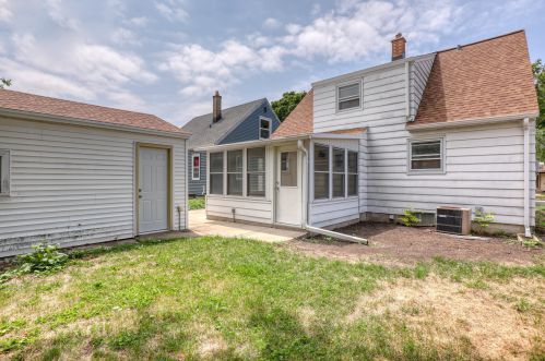 2660 70, Milwaukee WI 53219-2507 exterior