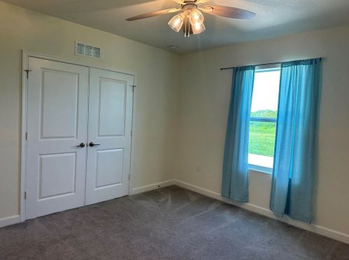 926 Bent Creek Dr, Fort Pierce FL  34947-1330 exterior