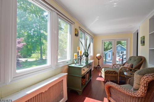 44 Roosevelt Blvd, Florham Park NJ  07932-2420 exterior