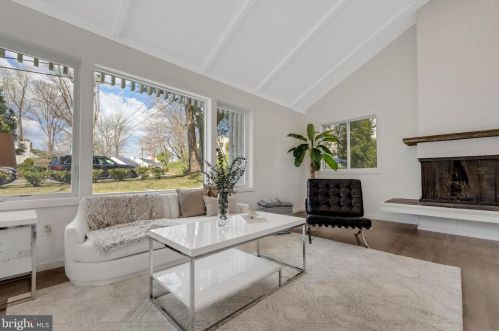 6107 Benalder Dr, Bethesda MD  20816-1007 exterior