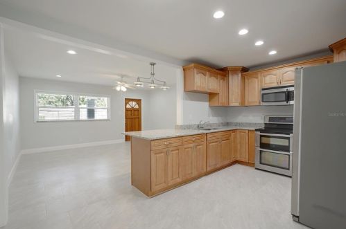 7115 Bonito St, Tampa FL  33617-8405 exterior