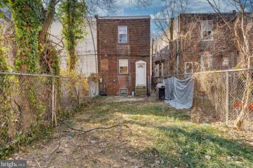 5111 Greene St, Philadelphia PA 19144-2941 exterior