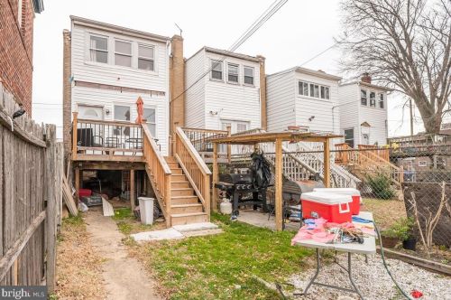 2706 6 St, Washington DC 20024-2605 exterior