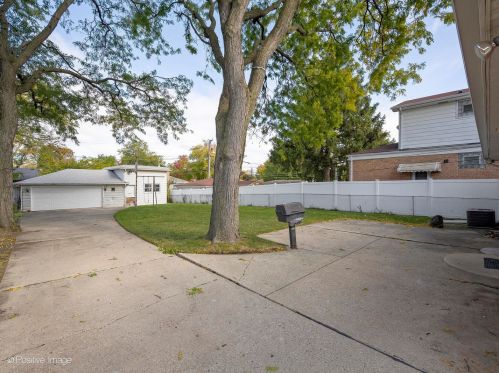 5102 Butterfield Rd, Hillside IL 60162-1433 exterior