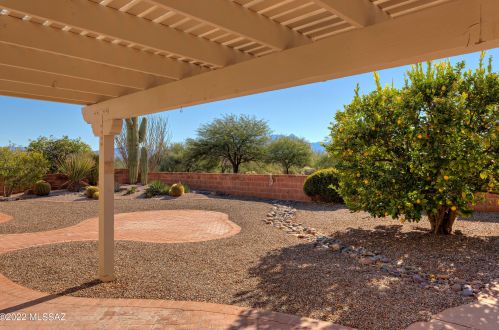 919 Ashworth Rd, Green Valley AZ 85614-5942 exterior