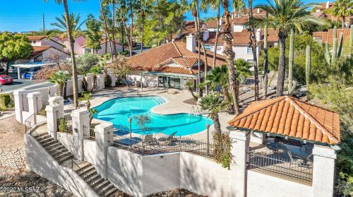 6414 Tierra De Las Catalinas, Tucson AZ 85718-2150 exterior