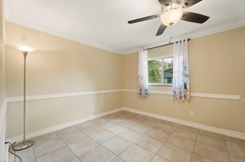 5341 Hickory Wood Dr, Naples FL 34119-1404 exterior