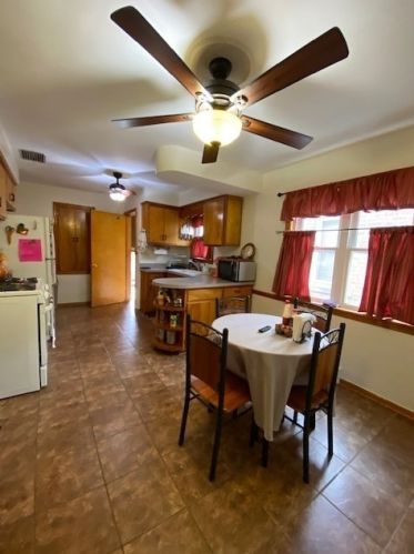 6453 Kenneth Ave, Chicago IL 60712-4709 exterior