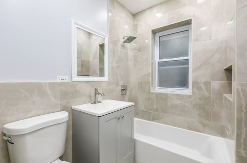 5410 Kimball Ave, Chicago IL  60625-4620 exterior