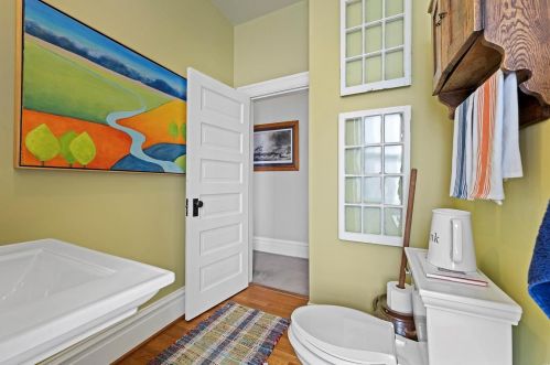 36 Portland Pl, Saint Louis MO 63108-1242 exterior