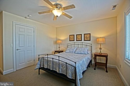 307 Cpe Shr Dr, Lewes DE 19958-3104 exterior