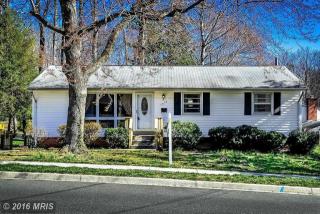 1212 Cottage St, Vienna, VA 22180-6704