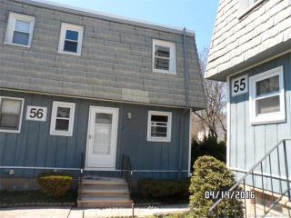 56 Meetinghouse Vlg, Meriden CT  06450-6760 exterior