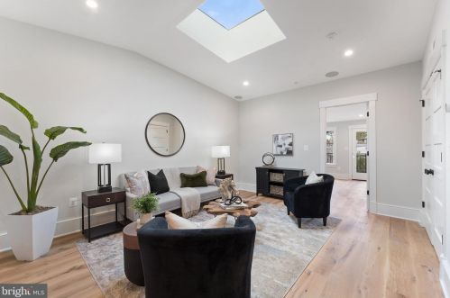 1332 Independence Ave, Washington DC  20003-2365 exterior