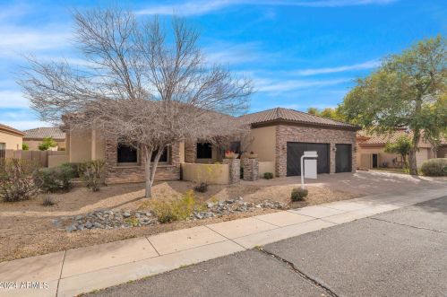 1681 Jay Pl, Chandler AZ 85286-7036 exterior