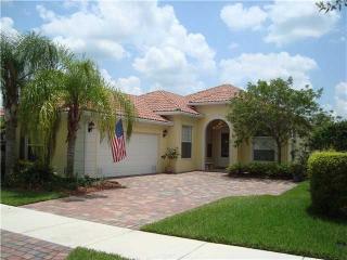 10575 Stratton Dr, Fort Pierce FL  34987-1950 exterior