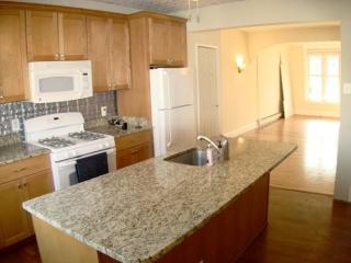 621 Eaton St, Baltimore MD  21224-4308 exterior