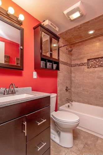 23 Orleans Ave, Killingly CT 06239-2227 exterior