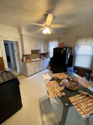 38 Chase Ave, Springfield MA 01108-1601 exterior