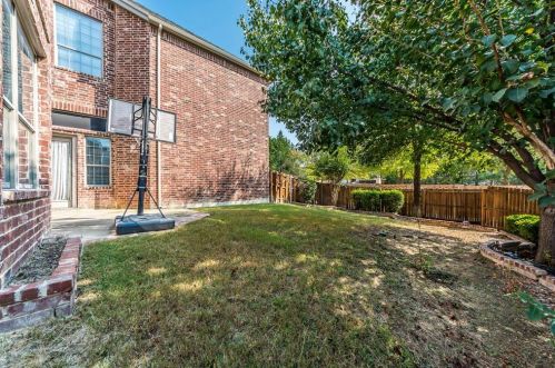 15127 Springwood Dr, Frisco TX 75035-7295 exterior