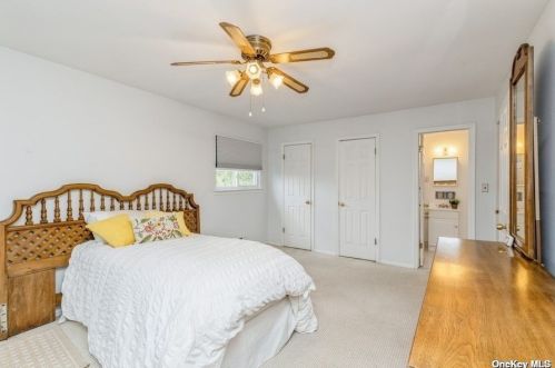 81 Gannet Dr, Commack NY 11725-4904 exterior