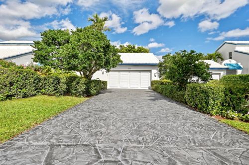 3719 Mykonos Ct, Boca Raton FL  33487-1282 exterior