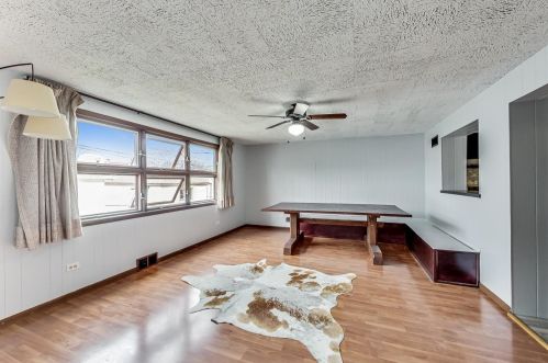 6712 Devon Ave, Chicago IL 60646-3703 exterior