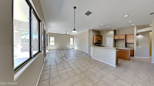 3675 Prism Sky Dr, Tucson, AZ 85735-5185