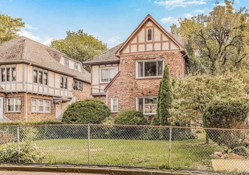 26 Greendale Ave, Mount Vernon, NY 10553-1515