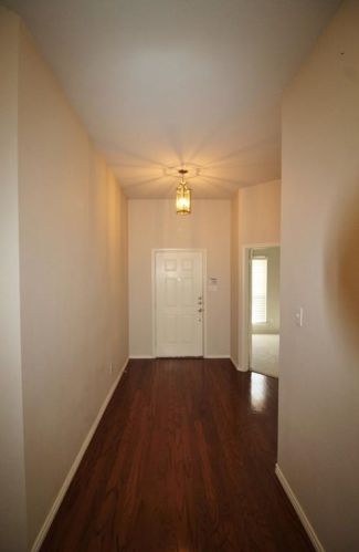 8611 Darrington Dr, Dallas TX  75249-2624 exterior