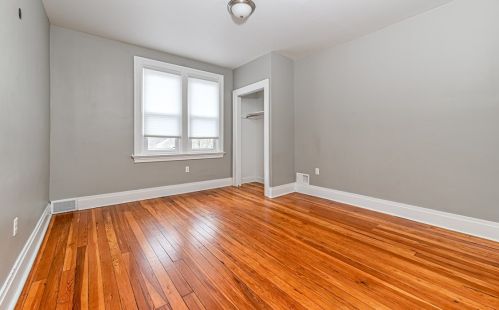 409 Hutchinson Ave, Pittsburgh PA 15218-1327 exterior