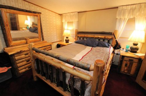 446 Courtland Ln, Meskegon MI 49442-2913 exterior