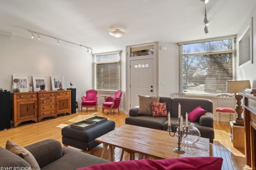 2224 Palmer St, Chicago, IL 60647-3239