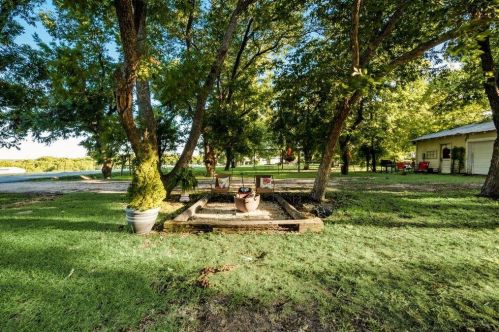 918 Cook St, Midlothian TX  76065-9139 exterior