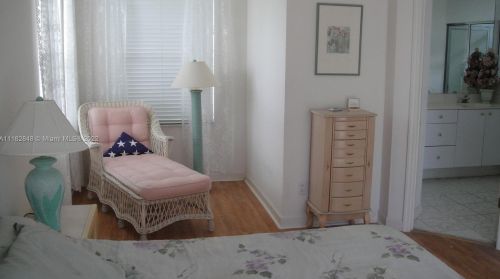 740 Aruba Bay, Fort Pierce FL 34986-3425 exterior