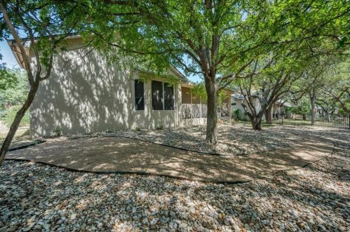 103 Sandpiper Cv, Georgetown TX 78633-4809 exterior