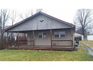 423 Main St, Lagrange, OH 44050-9701